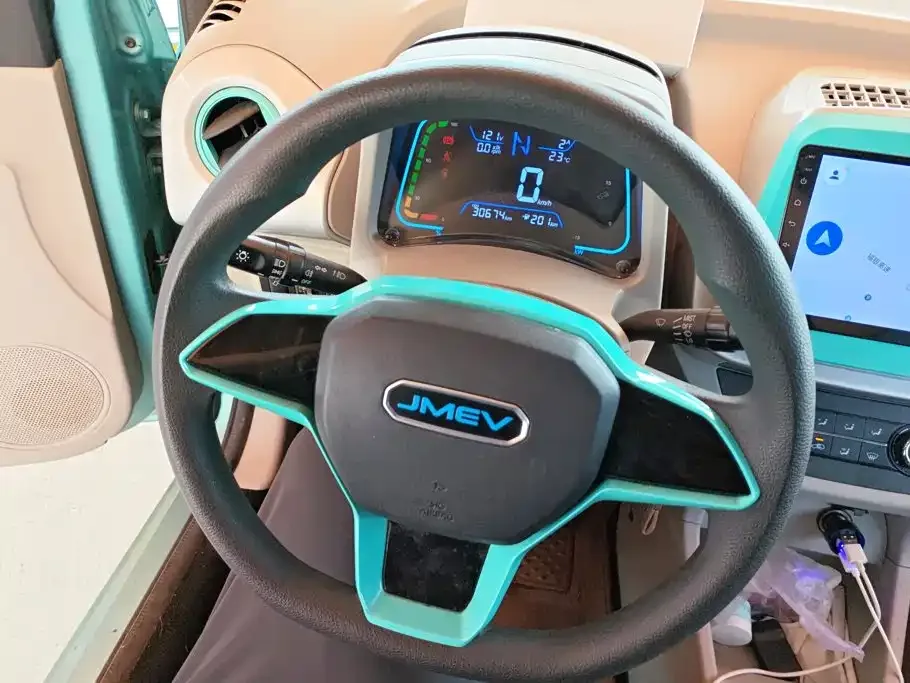 JMCG New Energy Little Kirin 2023 Model Lucky Edition 201km Comfort — Фото автомобиля 15