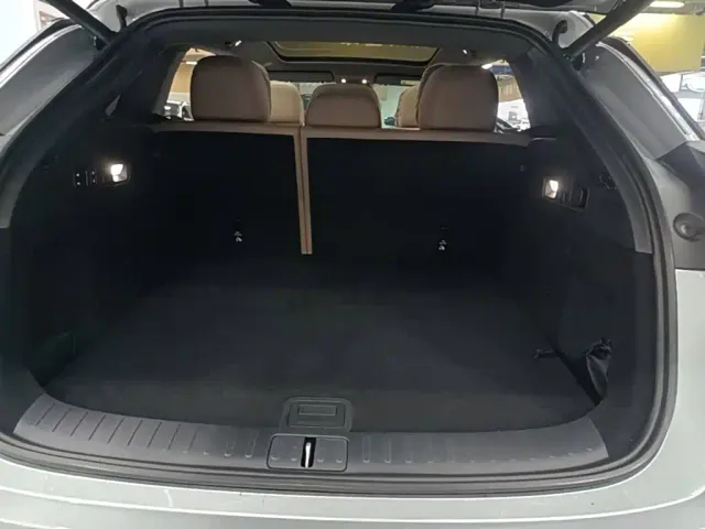 Li Auto i6 — Фото автомобиля 18