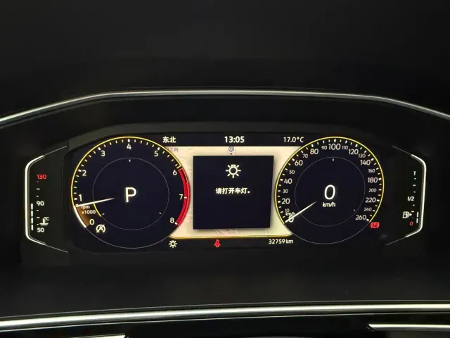 Volkswagen Tiguan L — Фото автомобиля 12