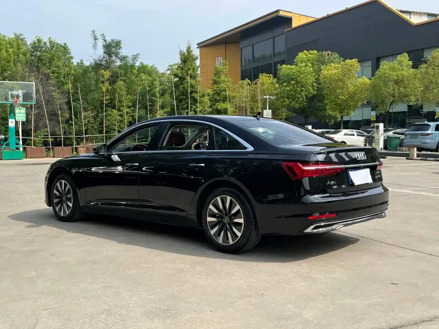 Audi A6L — Фото автомобиля 8
