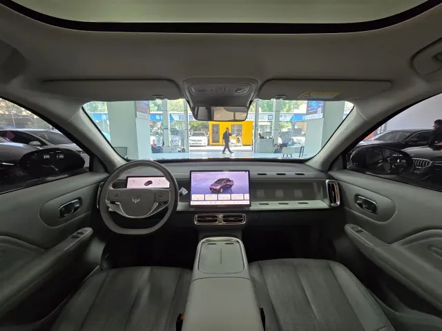 Leapmotor B10 — Фото автомобиля 14