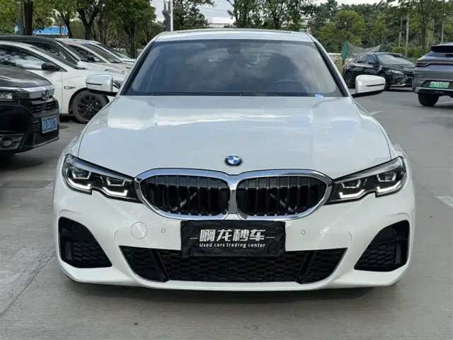 BMW 3 Series — Фото автомобиля 2