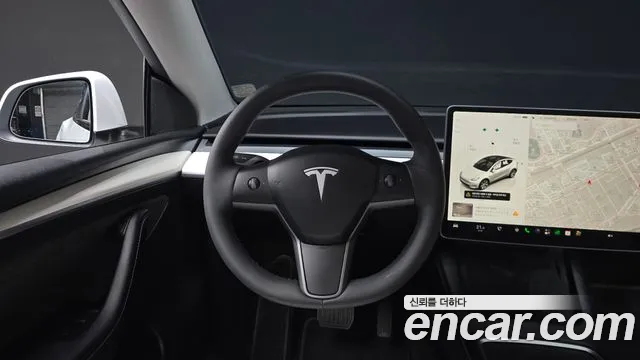 Tesla Model Y — Фото автомобиля 18
