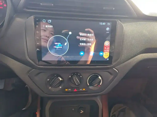 Wuling Hongguang — Фото автомобиля 12
