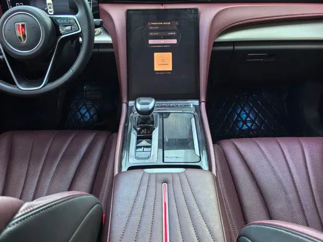 Hongqi H5 — Фото автомобиля 5
