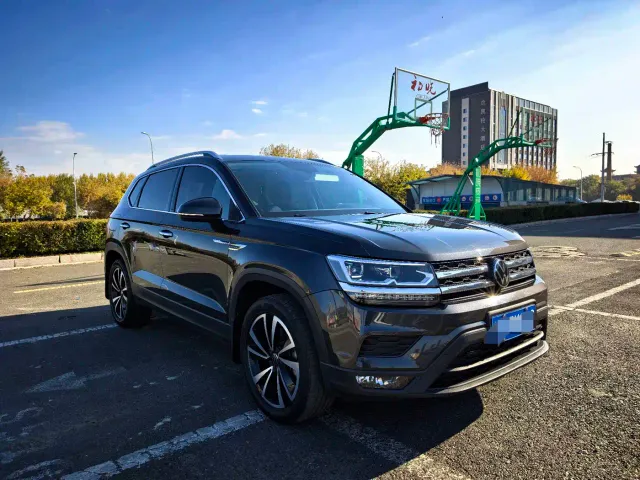 Volkswagen Tharu — Фото автомобиля 3