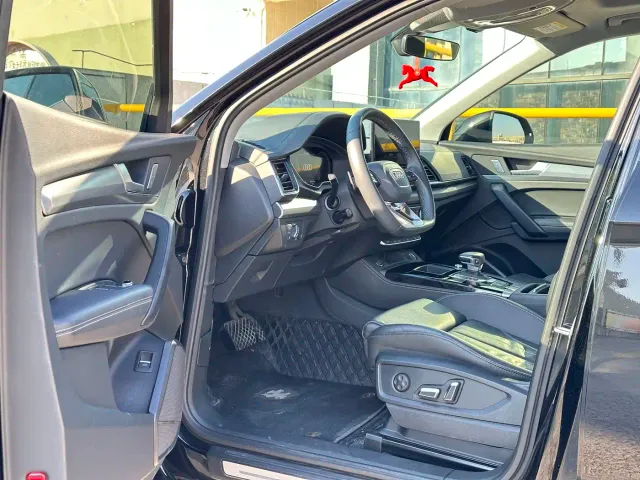 Audi Q5L — Фото автомобиля 4
