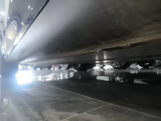 Tesla Model Y — Фото автомобиля 21