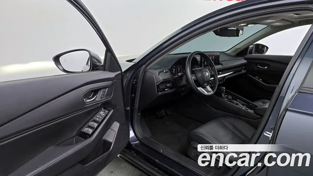 Honda Accord — Фото автомобиля 10