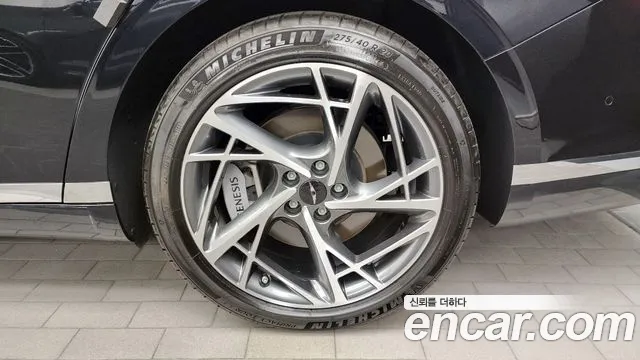 Genesis G90 Бензин 3.5 турбо AWD — Фото автомобиля 19