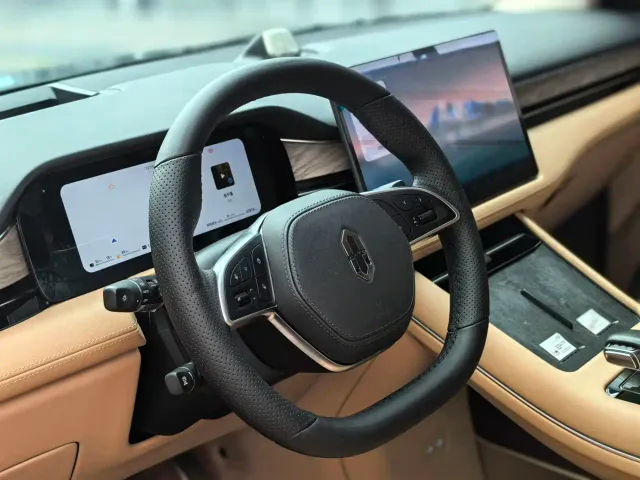 Aito M7 — Фото автомобиля 6