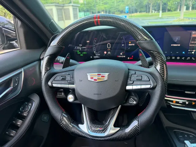 Cadillac CT5 — Фото автомобиля 21