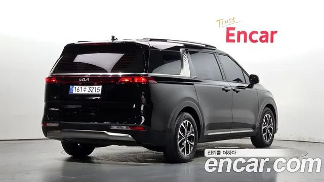 Kia Carnival 4th Gen — Фото автомобиля 2