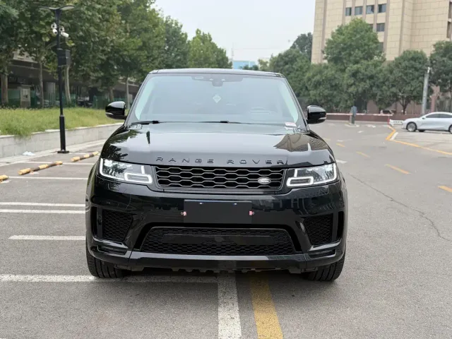 Land Rover Range Rover Sport — Фото автомобиля 2