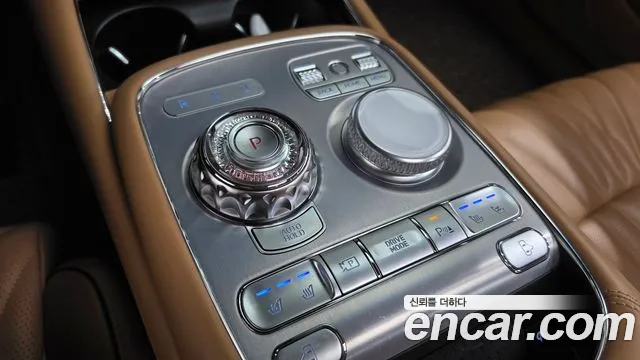 Genesis G90 Бензин 3.5 турбо AWD — Фото автомобиля 9