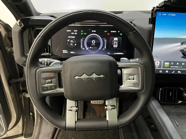BYD FangChengBao Leopard 8 — Фото автомобиля 8