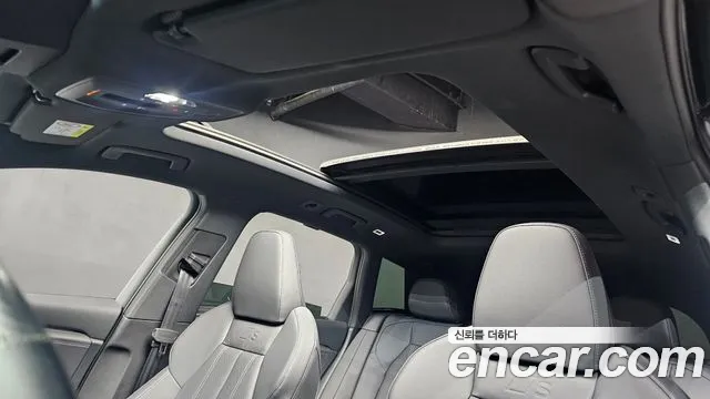 Audi Q6 e-tron — Фото автомобиля 30