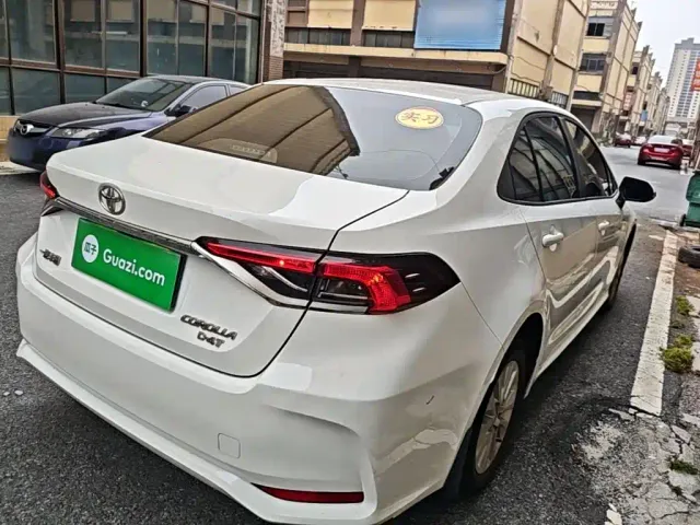 Toyota Corolla — Фото автомобиля 6