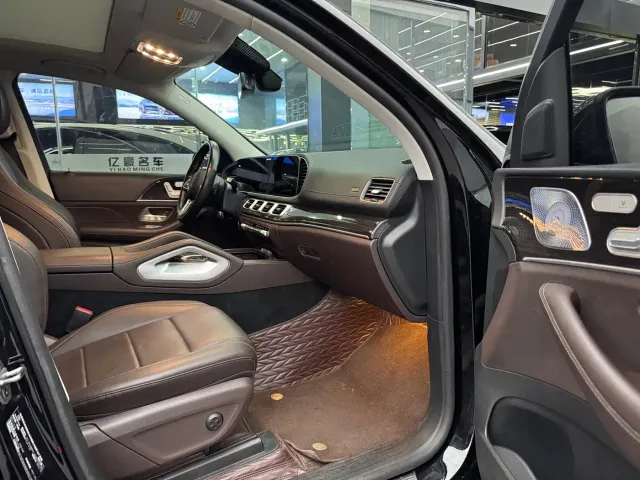 Mercedes-Benz GLE-Class — Фото автомобиля 9