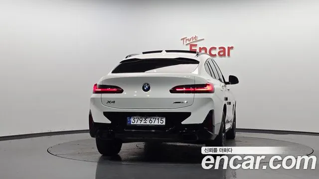 BMW X4 xDrive20i M Sport Pro — Фото автомобиля 4