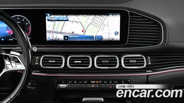 Mercedes-Benz GLS-Class — Фото автомобиля 14