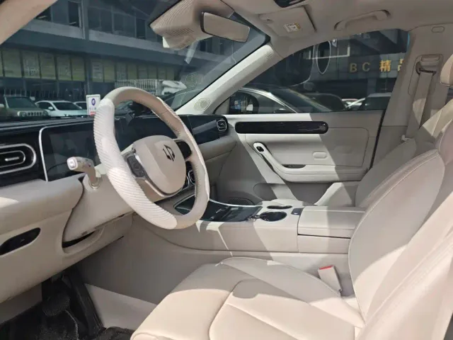 Leapmotor C11 — Фото автомобиля 9