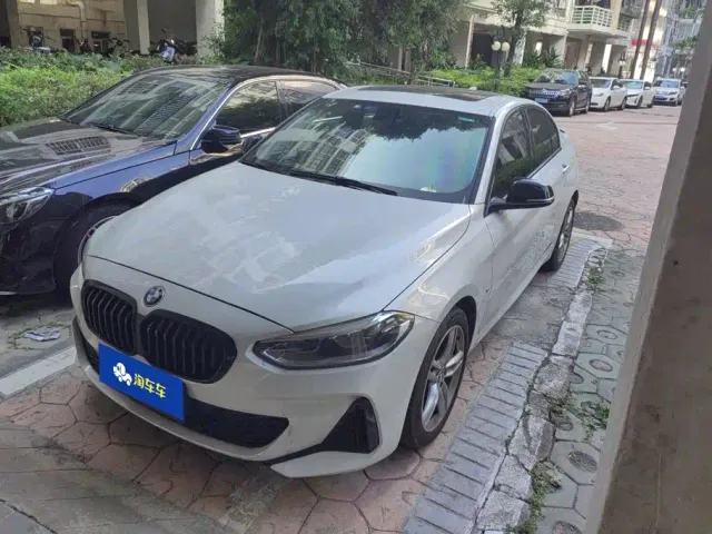 Фотография автомобиля — BMW 1 Series
