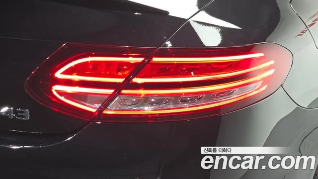 Mercedes-Benz C-Class — Фото автомобиля 21