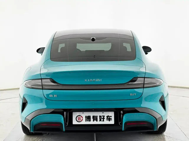 Xiaomi SU7 — Фото автомобиля 9