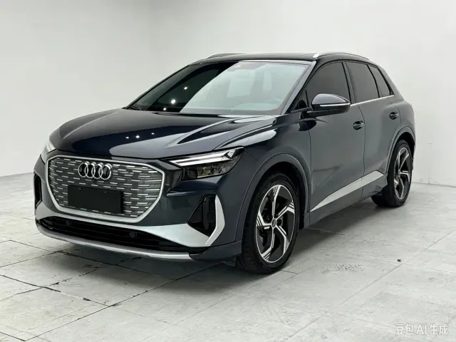 Audi Q4 e-tron — Фото автомобиля 3