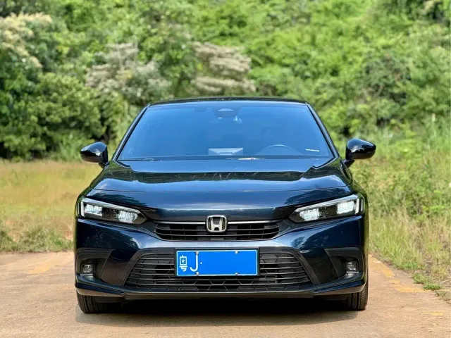 Honda Civic — Фото автомобиля 2