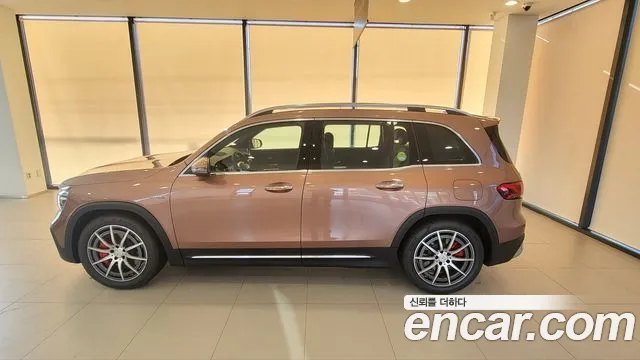 Mercedes-Benz GLB-Class — Фото автомобиля 12
