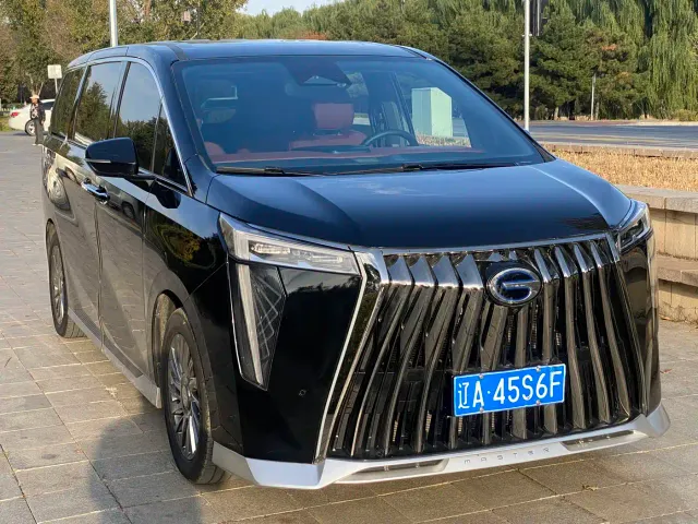 Фотография автомобиля — GAC Trumpchi M8