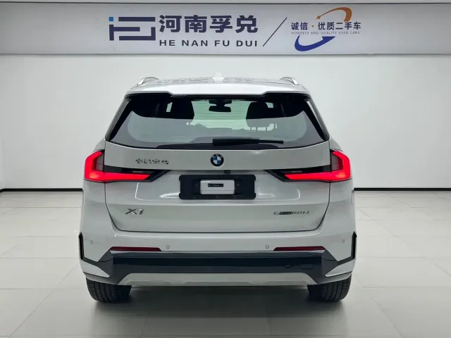 BMW X1 — Фото автомобиля 5