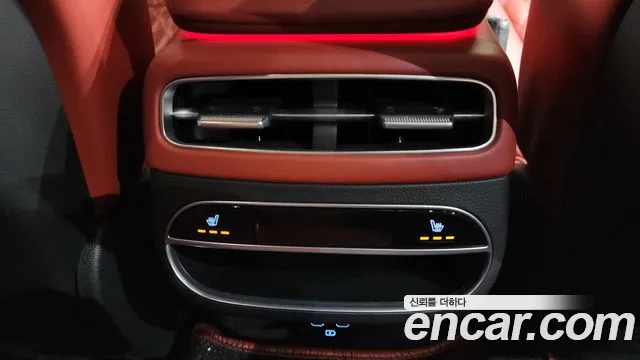 Genesis GV70 2.5T Бензин AWD — Фото автомобиля 28