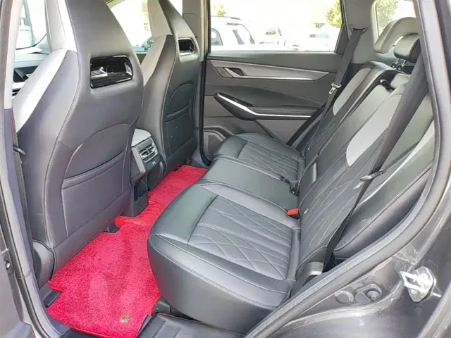 Changan CS75 Plus — Фото автомобиля 16