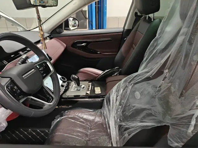 Land Rover Range Rover Evoque — Фото автомобиля 7