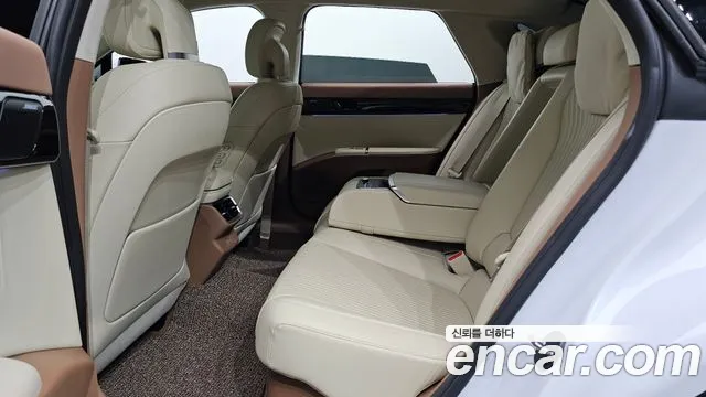 Hyundai Grandeur GN7 — Фото автомобиля 18