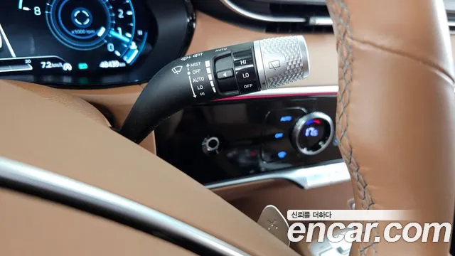 Genesis GV70 — Фото автомобиля 27