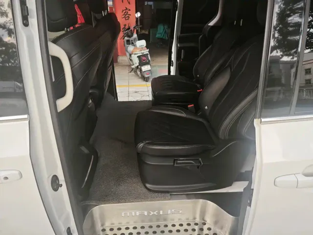 Maxus G20 — Фото автомобиля 5