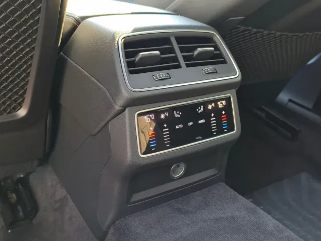 Audi A6L — Фото автомобиля 22