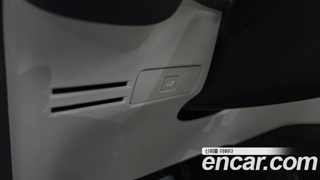 Вольво XC40 B4 Ultimate Bright — Фото автомобиля 28