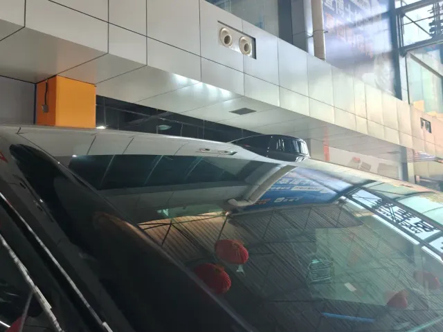 Li Auto i6 — Фото автомобиля 12