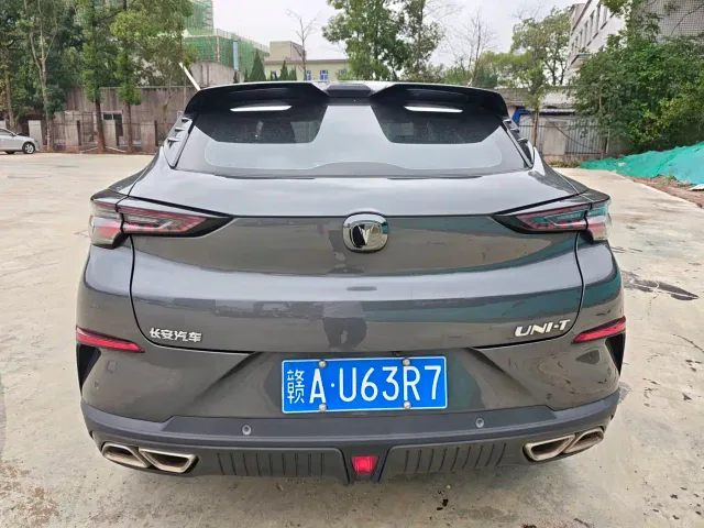 Changan UNI-T — Фото автомобиля 8