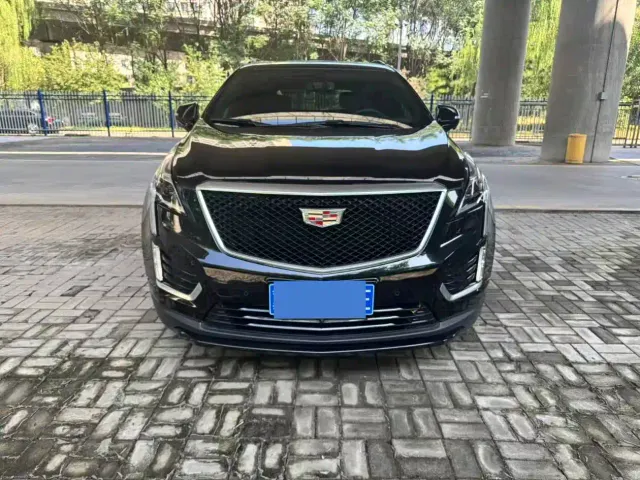 Cadillac XT5 — Фото автомобиля 2