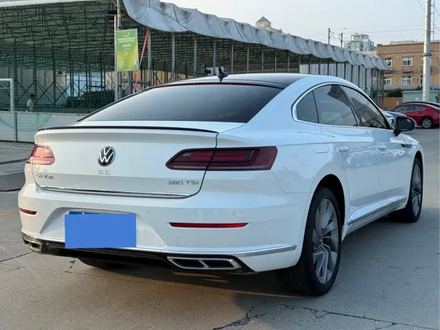 Volkswagen CC — Фото автомобиля 7