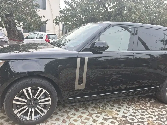 Land Rover Range Rover — Фото автомобиля 2