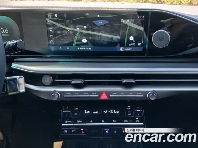 Hyundai Grandeur GN7 — Фото автомобиля 12