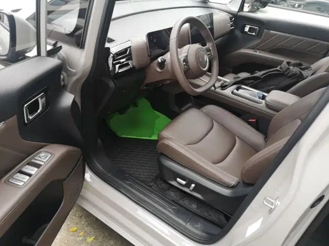 Wuling Starlight 730 — Фото автомобиля 15