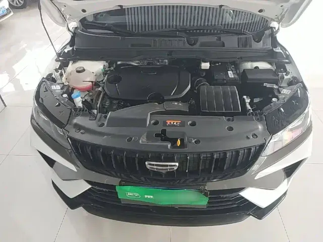 Geely Binyue — Фото автомобиля 19